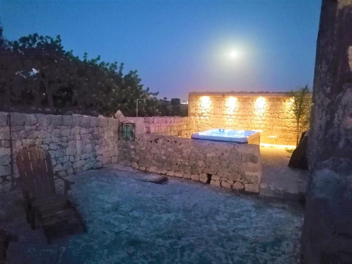 Il Baglio Di Kharrub Rural Guest House Pozzallo Dış mekan fotoğraf